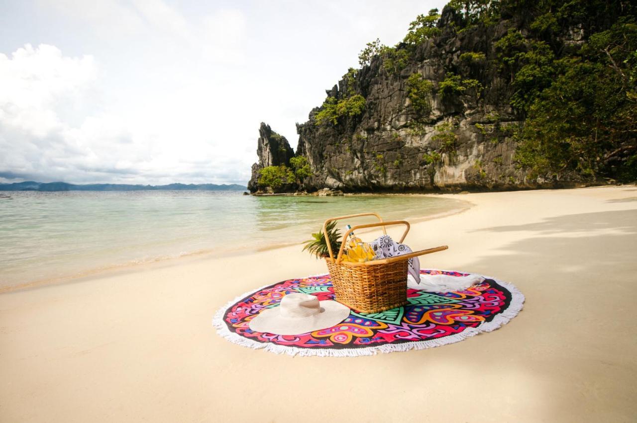 The Funny Lion - El Nido Hotel Exterior photo