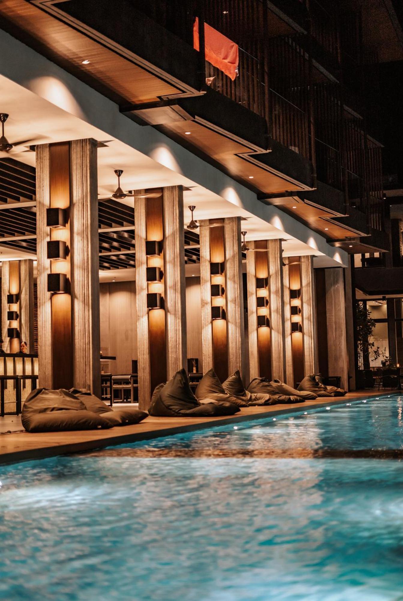 The Funny Lion - El Nido Hotel Exterior photo