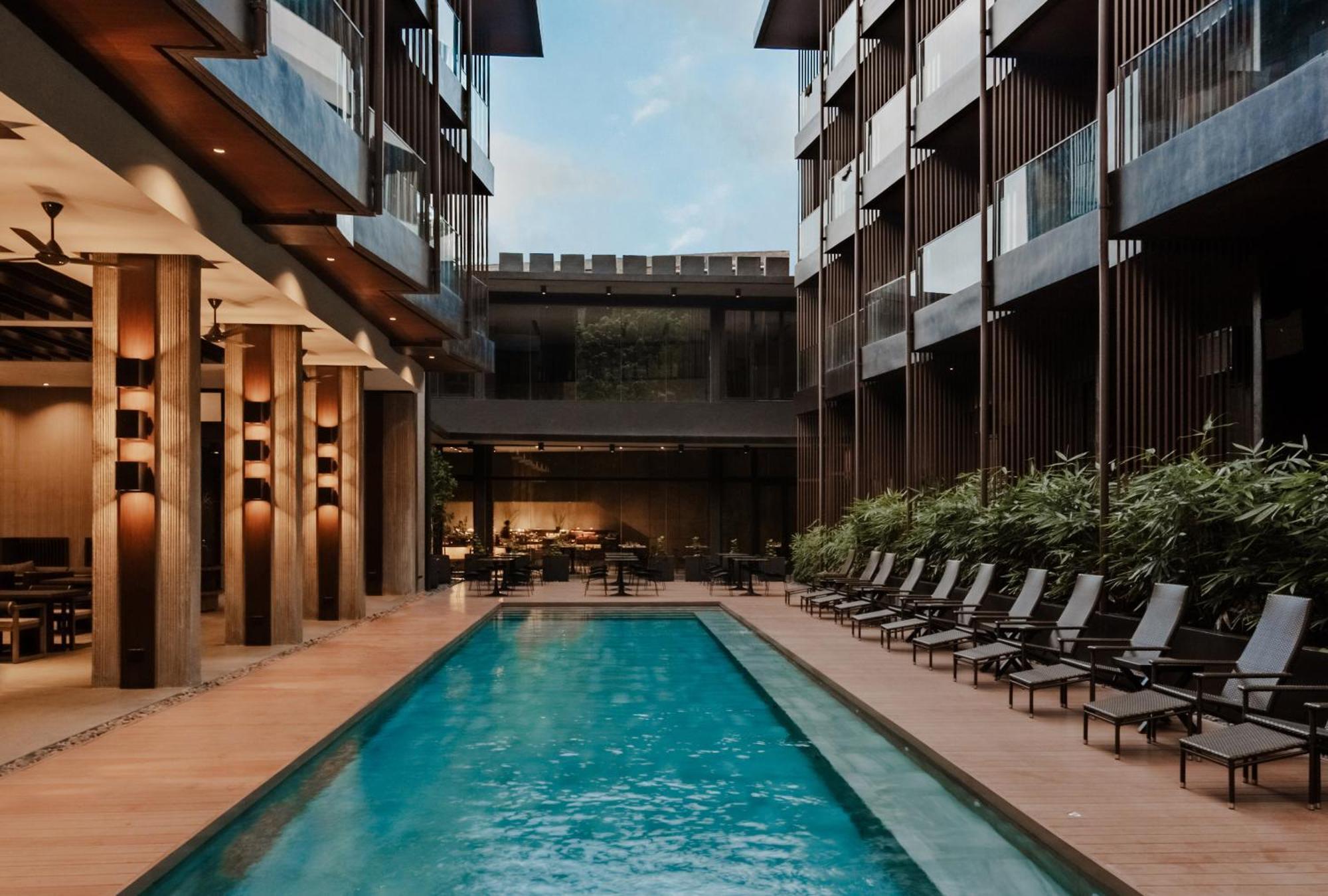 The Funny Lion - El Nido Hotel Exterior photo
